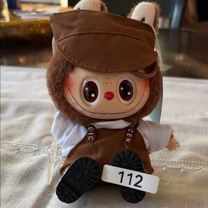 112, 4 Pieces Outfit Adorable including overalls
For Labubu doll (No Doll)
